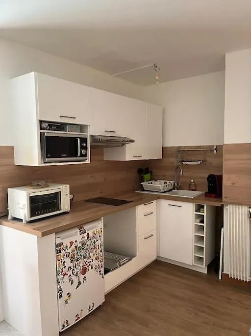 Petit Deux Pieces Avec Piscine Apartment Vallauris France