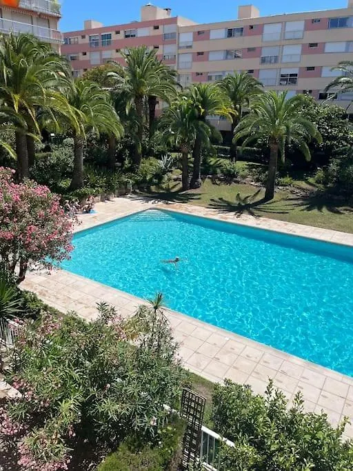 Petit Deux Pieces Avec Piscine Apartment Vallauris